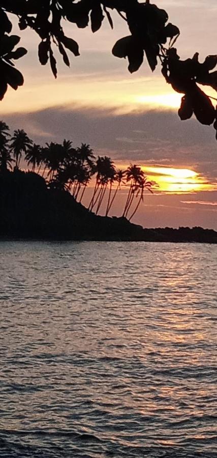 Moon River Surf Beach Cabana Tangalle Exterior photo