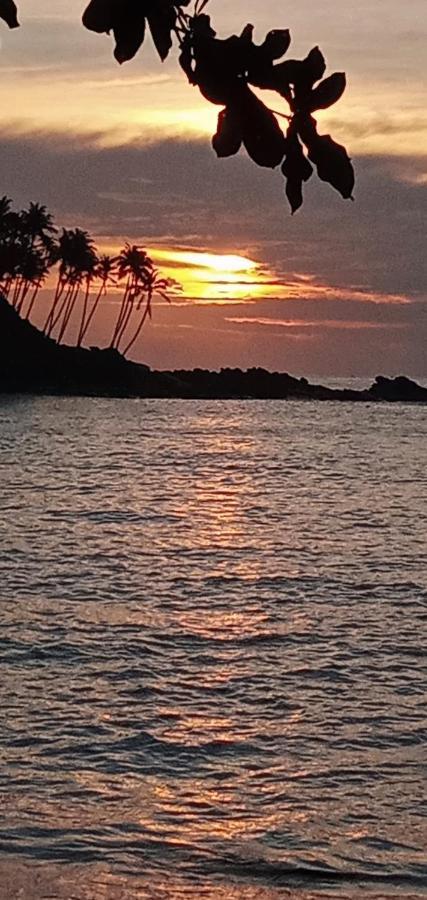 Moon River Surf Beach Cabana Tangalle Exterior photo